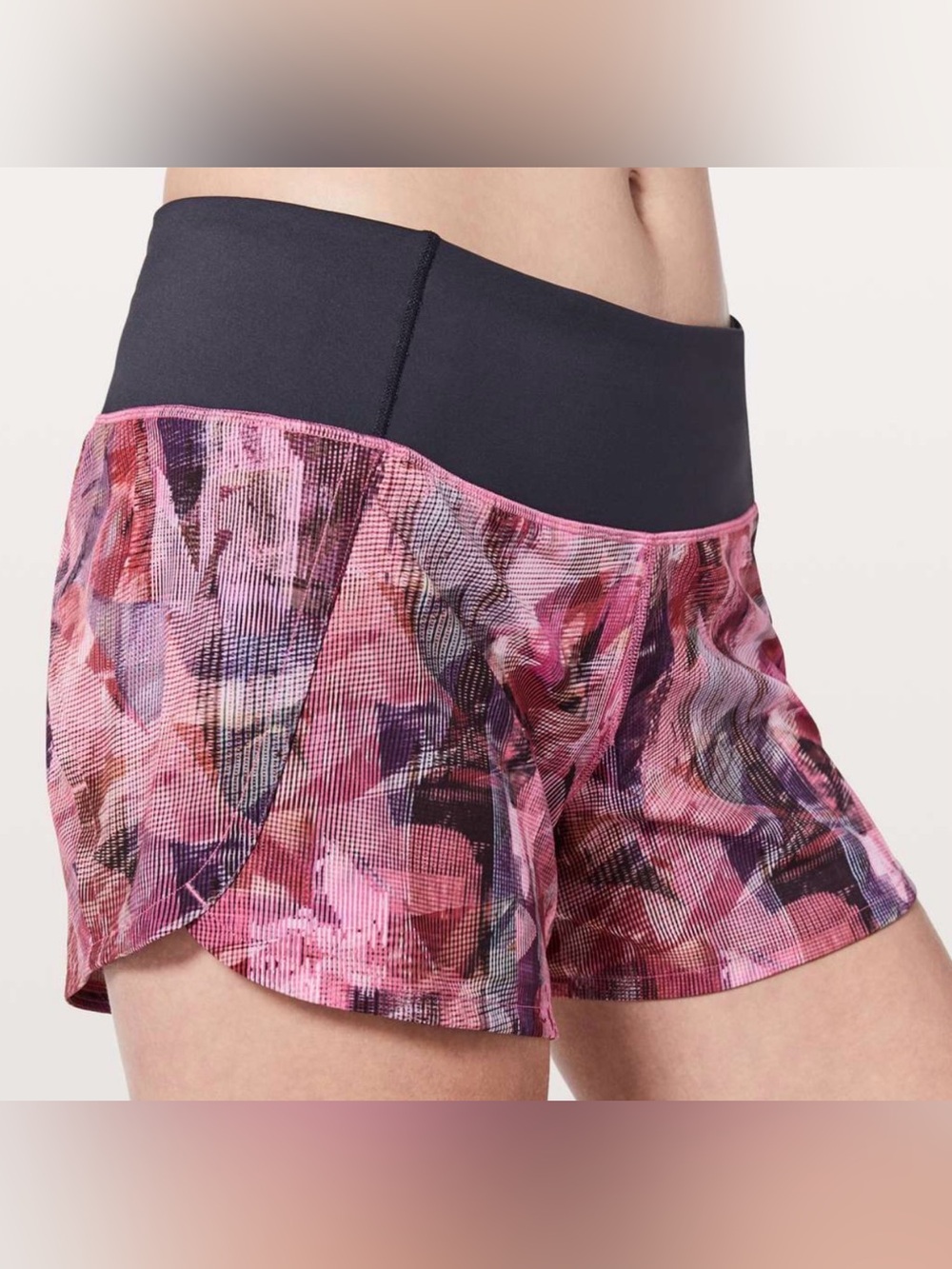 Lululemon Run Times Short II *4" Sun Dazed Multi Pink / Super Dark Sz 4